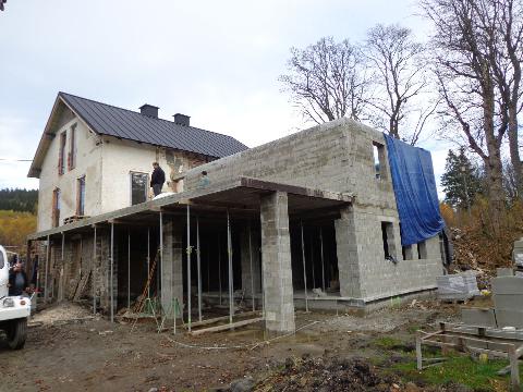 Rekonstrukce rodinného domu s novou přístavbou